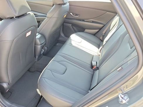 New 2026 Hyundai Elantra Limited image 26