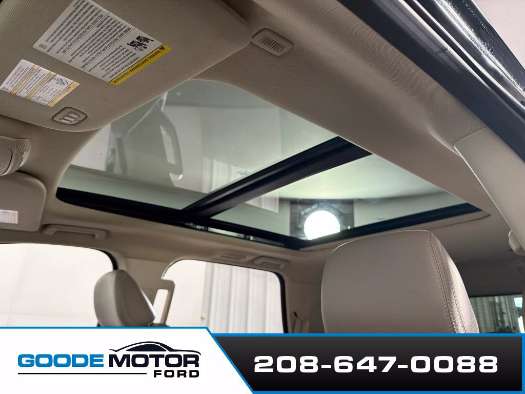 Used 2023 Ford Expedition Limited AWD/4WD image 18