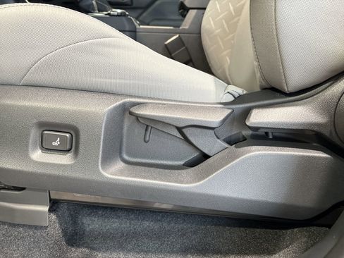 New 2026 Toyota Tacoma SR5 AWD/4WD image 12