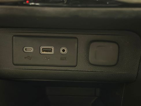 Used 2021 Buick Encore GX Preferred w/ Cold Weather Comfort Package image 30