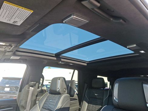 Certified 2024 Cadillac Escalade V AWD/4WD image 13