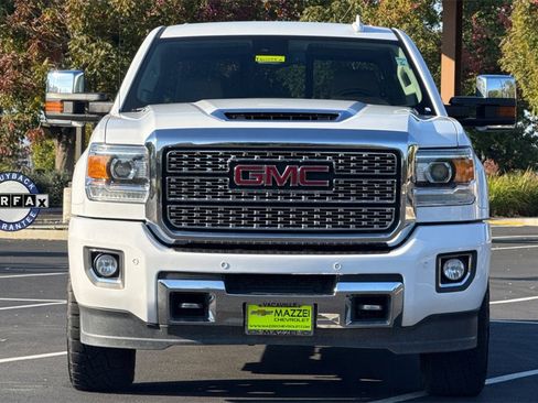 Used 2019 GMC Sierra 2500 Denali w/ Duramax Plus Package image 6
