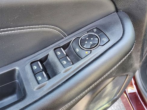 Used 2024 Ford Edge Titanium image 22