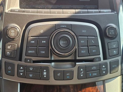 Used 2013 Buick LaCrosse Premium w/ Driver Confidence Package FWD image 31