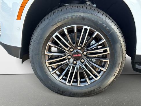 New 2026 GMC Yukon Elevation w/ Elevation Premium Package AWD/4WD image 10