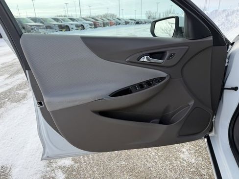 Used 2023 Chevrolet Malibu LT image 18