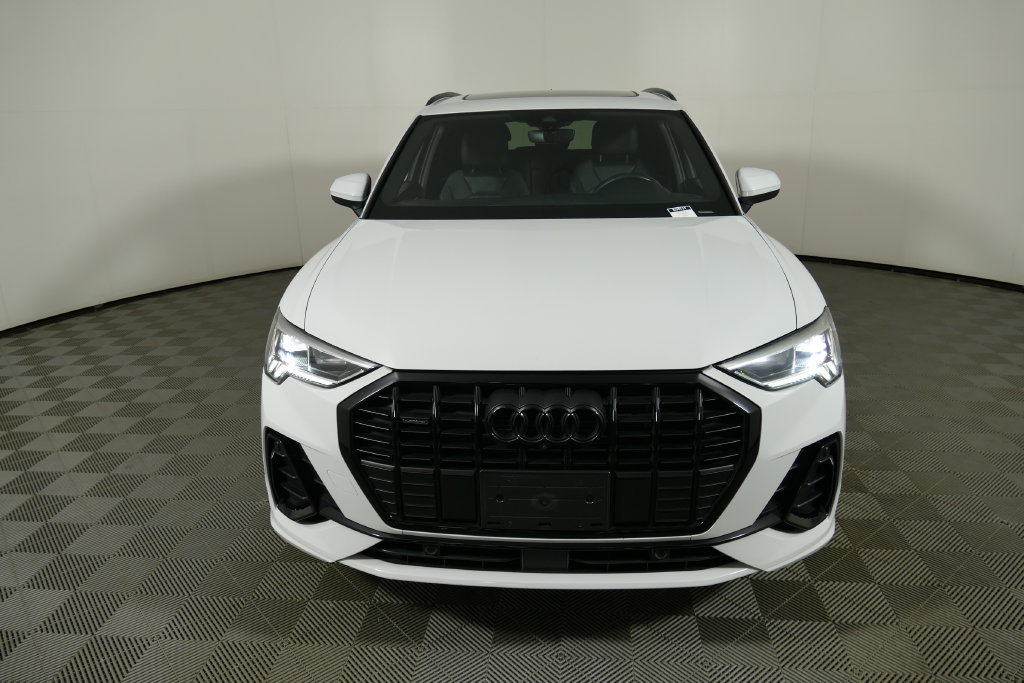 Used 2023 Audi Q3 2.0T Premium Plus w/ Premium Plus Package AWD/4WD image 8