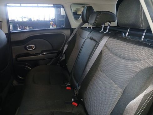 Used 2018 Kia Soul + w/ Audio Package image 40