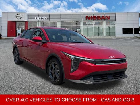 Used 2025 Kia K4 FWD image 1