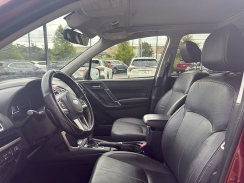 Used 2017 Subaru Forester 2.5i Touring AWD/4WD image 9