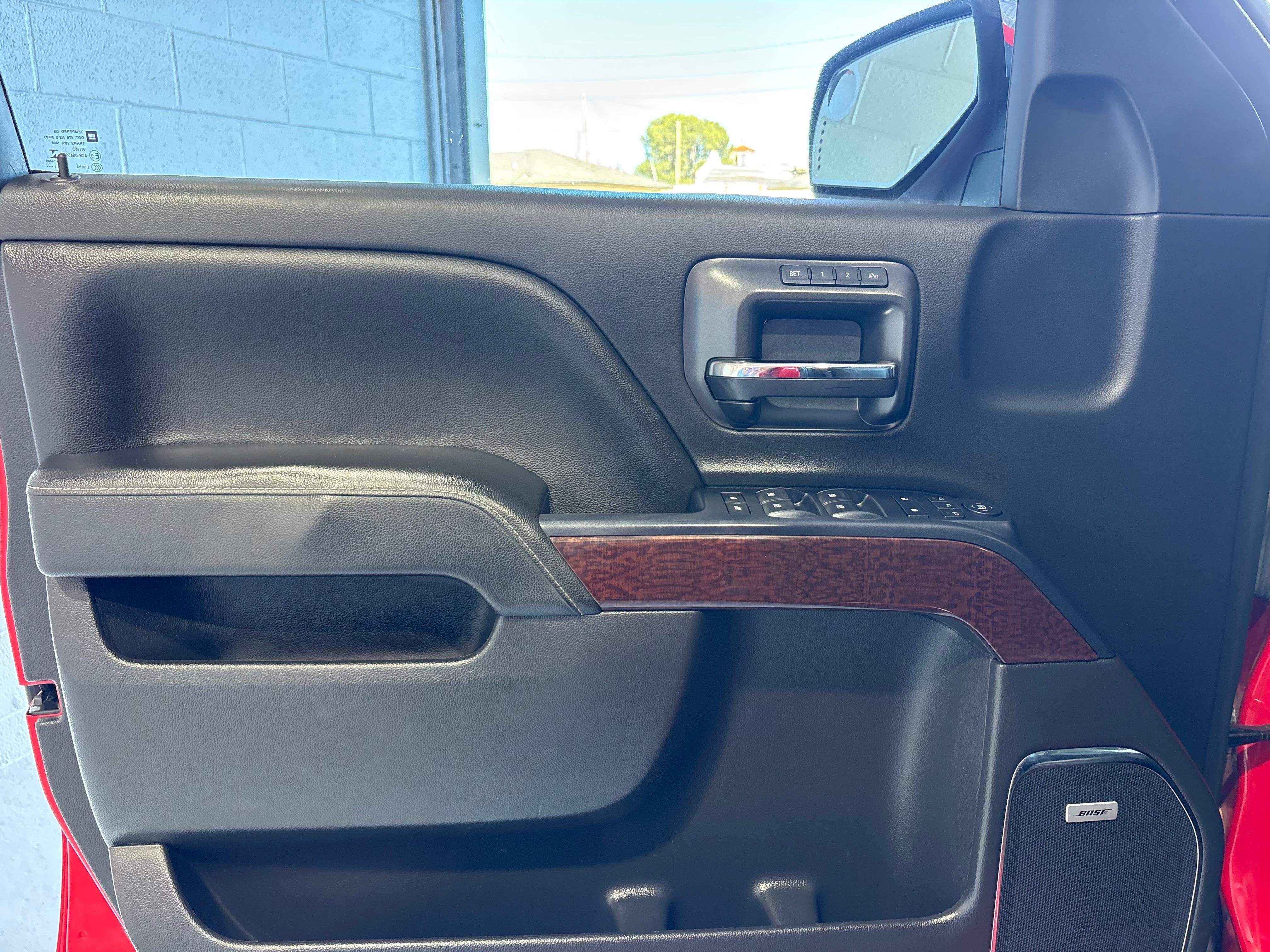 Used 2018 GMC Sierra 1500 SLT AWD/4WD image 23