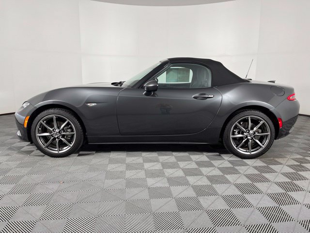Used 2021 MAZDA MX-5 Miata Grand Touring RWD image 7