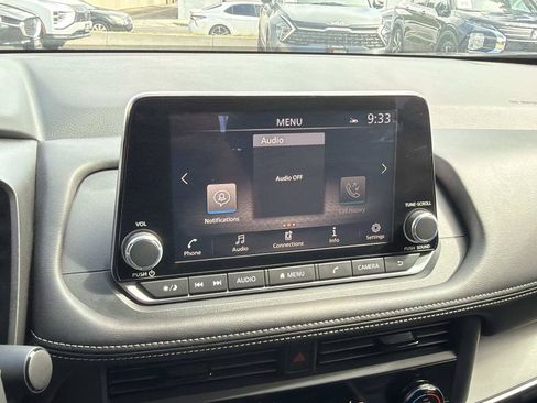 Used 2026 Nissan Rogue SV FWD image 21