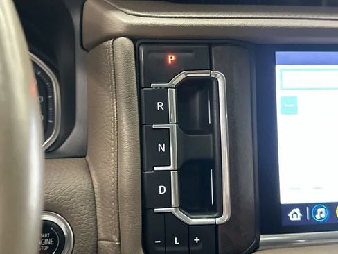 Used 2021 GMC Yukon XL Denali w/ Denali Premium Package RWD image 24