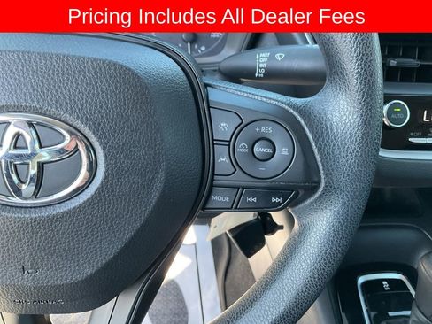 Used 2023 Toyota Corolla LE FWD image 8