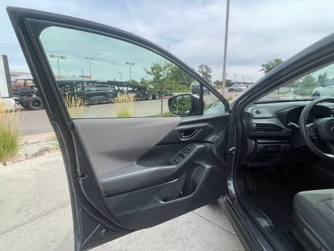Used 2025 Subaru Crosstrek 2.5i Premium w/ Crosstrek Mirror Package AWD/4WD image 13