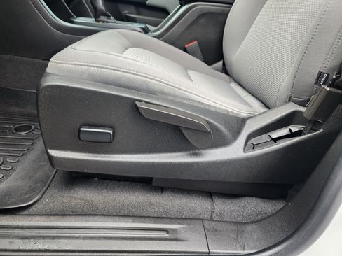 Used 2022 Chevrolet Colorado W/T w/ WT Convenience Package image 26