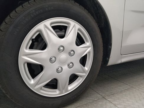 Used 2019 Kia Rio S FWD image 31