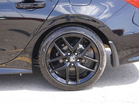 Used 2023 Honda Civic Sport image 11