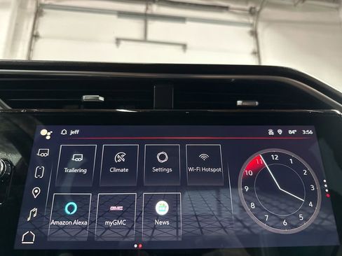 Used 2024 GMC Sierra 1500 Denali w/ Denali Reserve Package image 25