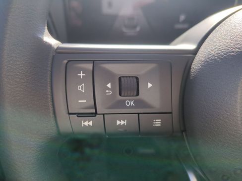 New 2026 Nissan Kicks SV image 14