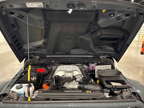 New 2025 Jeep Gladiator Sport image 28