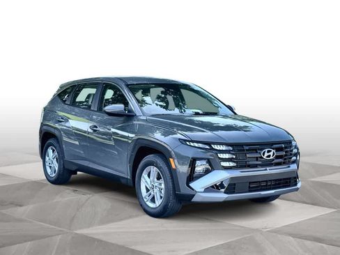 New 2026 Hyundai Tucson SE FWD image 2