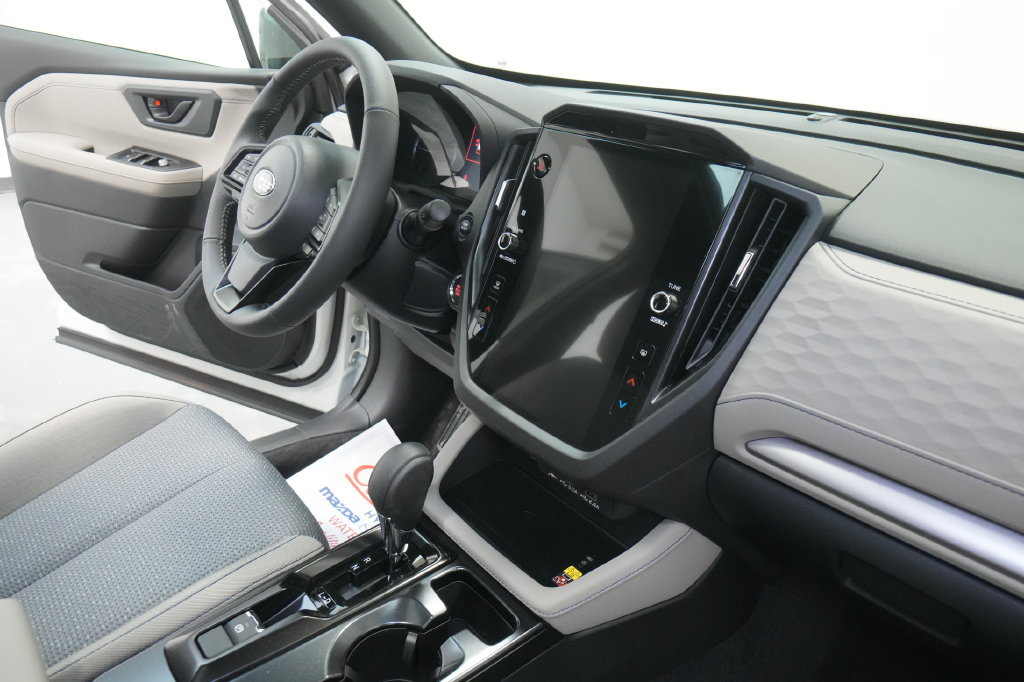 Used 2026 Subaru Forester Premium AWD/4WD image 30
