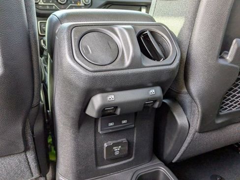 New 2026 Jeep Wrangler Unlimited Rubicon AWD/4WD image 14