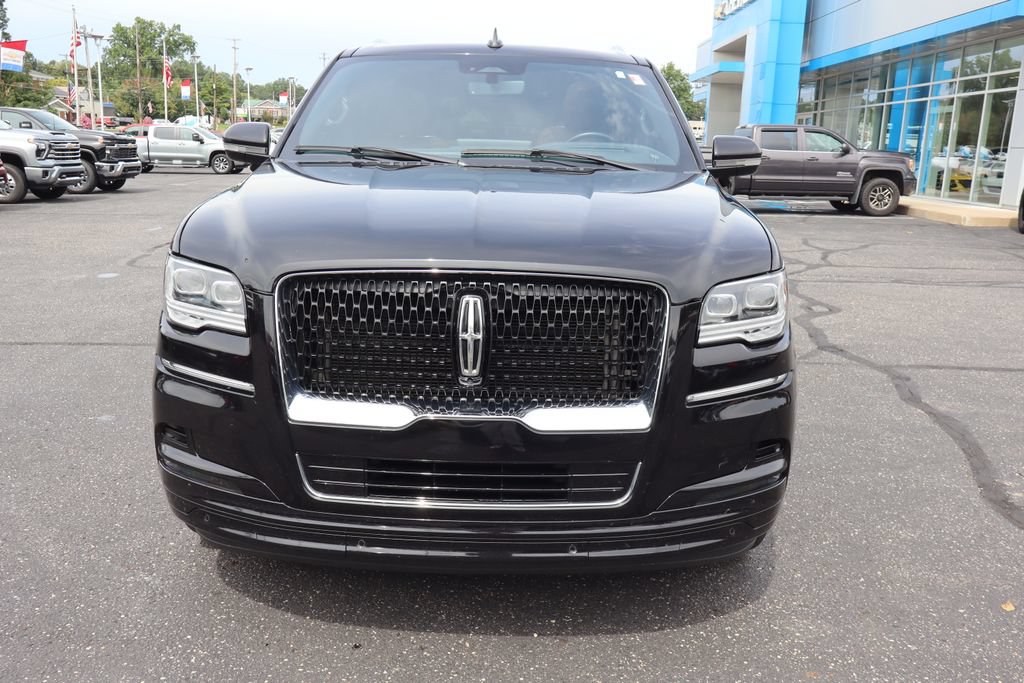 Used 2024 Lincoln Navigator L Reserve AWD/4WD image 40