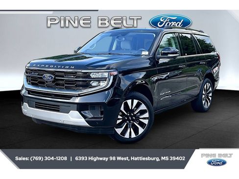 Certified 2025 Ford Expedition Platinum w/ Driver's Package AWD/4WD image 10