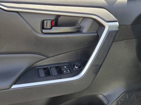 Used 2025 Toyota RAV4 LE image 17