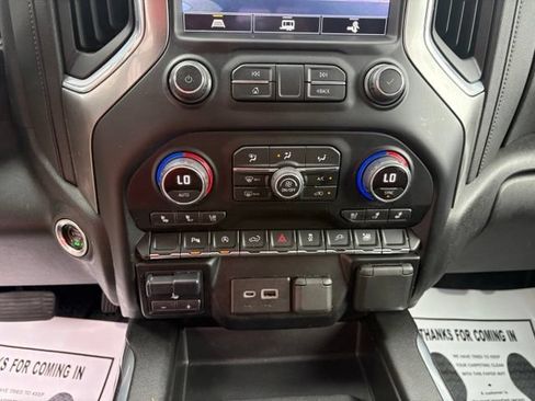 Used 2021 Chevrolet Silverado 1500 LTZ AWD/4WD image 21