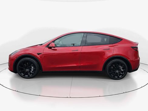 Used 2021 Tesla Model Y Long Range AWD/4WD image 10
