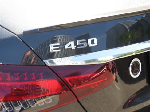 Certified 2021 Mercedes-Benz E 450 4MATIC Sedan image 28