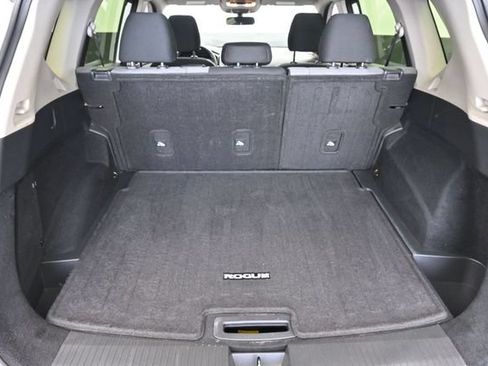 Used 2023 Nissan Rogue SV FWD image 28