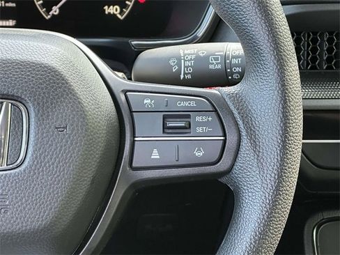 Used 2025 Honda CR-V LX image 21