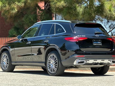 Certified 2024 Mercedes-Benz GLC 300 4MATIC image 6