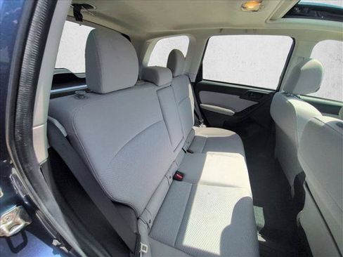 Used 2016 Subaru Forester 2.5i Premium w/ All-Weather Package AWD/4WD image 18