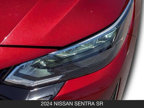 Used 2024 Nissan Sentra SR FWD image 10