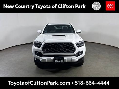 Used 2023 Toyota Tacoma TRD Sport w/ Black Out Package (TMS) AWD/4WD image 8