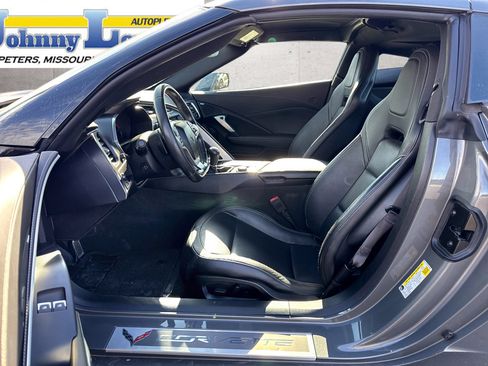 Used 2016 Chevrolet Corvette Stingray Coupe image 9