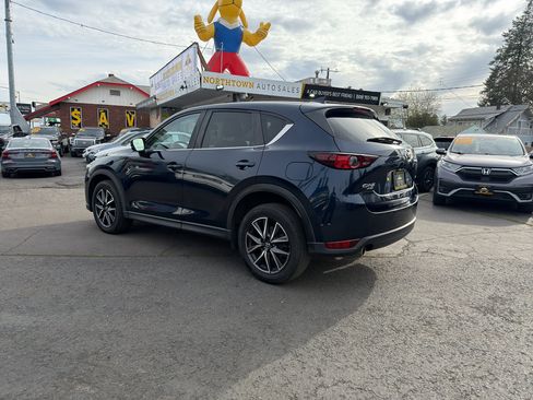 Used 2018 MAZDA CX-5 Touring w/ Preferred Equipment Package image 4