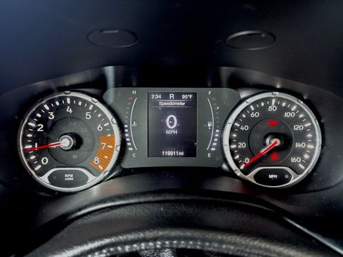 Used 2019 Jeep Renegade Sport AWD/4WD image 18