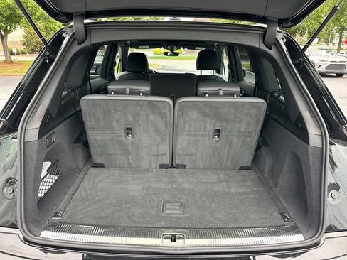 Used 2025 Audi Q7 3.0T Premium Plus AWD/4WD image 29