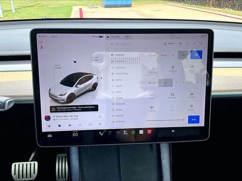 Used 2022 Tesla Model Y Performance AWD/4WD image 41