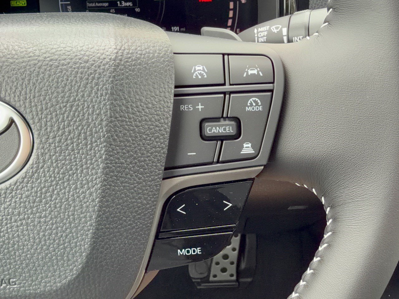 Used 2026 Toyota Camry SE FWD image 19