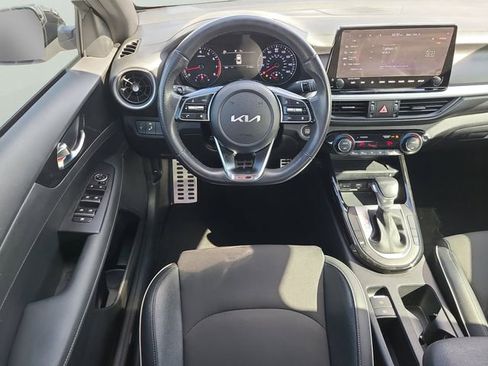 Used 2024 Kia Forte GT-Line w/ GT-Line Premium Package image 17