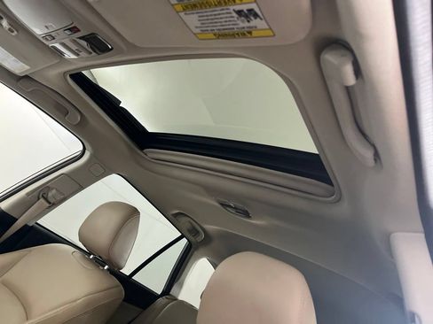 Used 2018 Subaru Outback 2.5i Limited AWD/4WD image 75