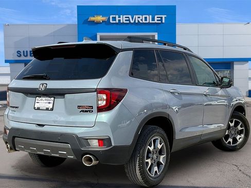 Used 2022 Honda Passport TrailSport image 2